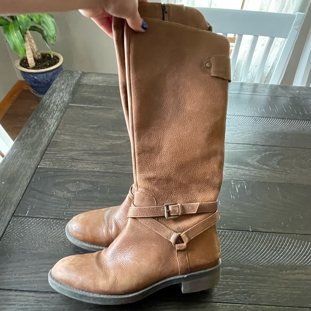 Enzo Angiolini easaevon brown leather riding boot size 9